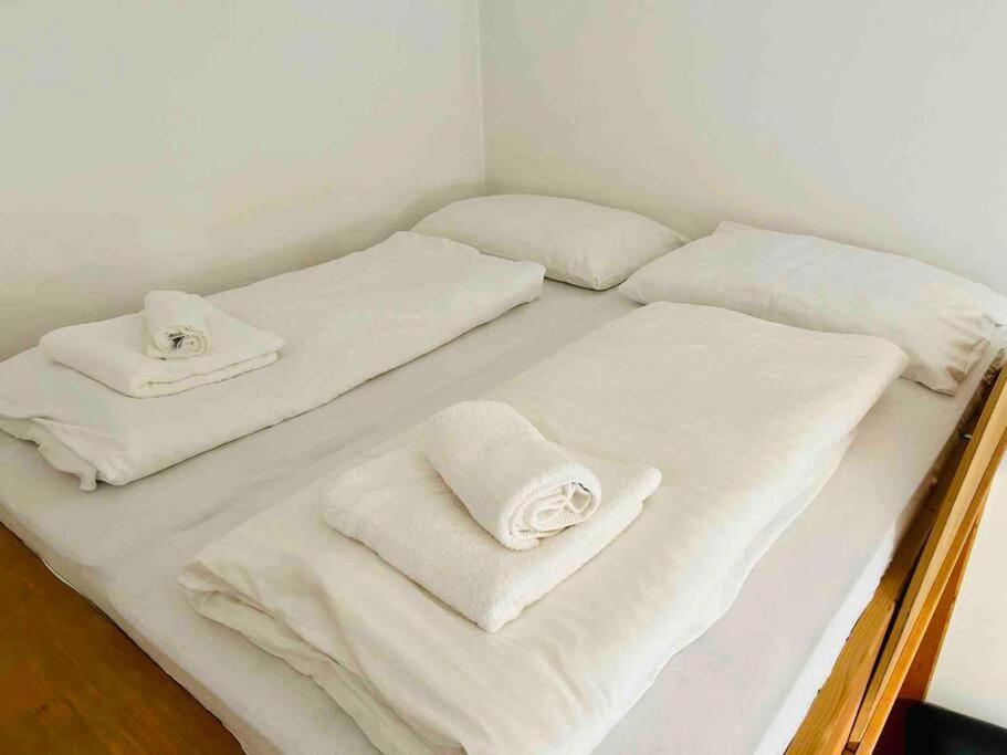 Retro Chic - Charming Apartment Near Augarten فيينا المظهر الخارجي الصورة